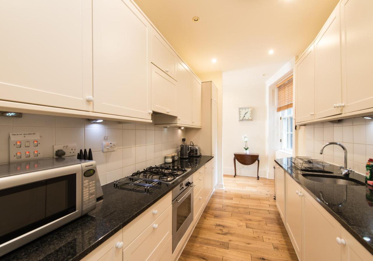 Parliament Sq Apartment Edinburgh Bagian luar foto