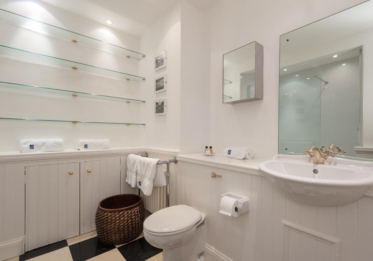 Parliament Sq Apartment Edinburgh Bagian luar foto