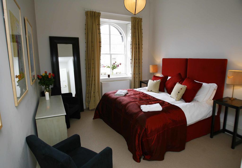 Parliament Sq Apartment Edinburgh Bagian luar foto